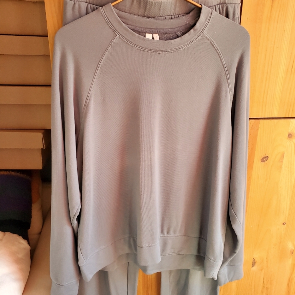 Miiyu by Simons Sage Green Modal Tencel Lounge Set size Medium